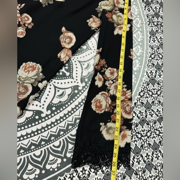 Forever 21 Contemporary Black Floral Lace Dress Size Small - Picture 9 of 13